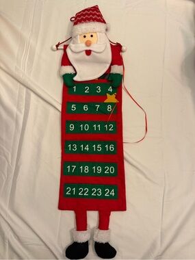Santa Pocket Advent Calendar Wall Hanging - Red and Green